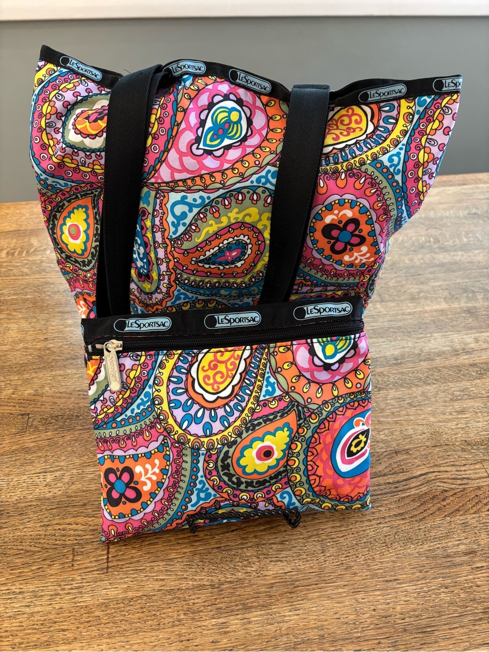 LeSportsac Multicolor Paisley Print Tote w/Black Straps & Matching Cosmetic Bag